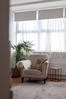 Spacious & Chic 3-bed House Near Central London - Londra - 5