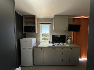 Le Laurier, mobil-home climatisé avec vue sur mer - Hyères - 8