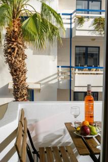 Makas Beach Suites - 9