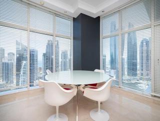 Luxury 2 Bed with Private Bar and Full Marina View - Dubai - 3