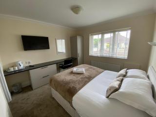 Parkside Guest House - 1