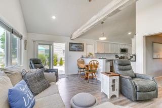 Waterfront with Boat Dock Retreat on Indian Lake - Lakeview - 4
