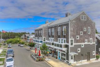 Fish Tales by Seabrook Hospitality - Pacific Beach - 7