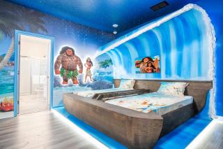 Amazing New 15-bed home up to 30 people - Orlando - 0