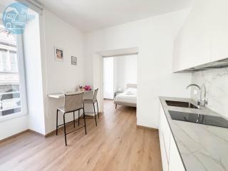 Palazzo Saba Tirabora Short Rent - Triest - 4