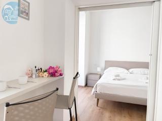 Palazzo Saba Tirabora Short Rent - Triest - 1