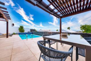 Villa Malolo-Private Pool and Jacuzzi - Playa Blanca - 6