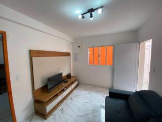 Casa com Piscina e Churrasqueira ótima localização - Praia Grande - 3