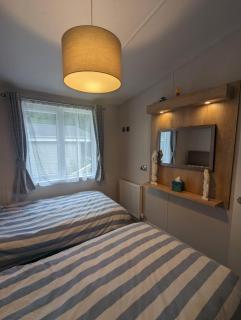 LUXURY STUNNING SENSATION LODGE ON 5 STAR SHOREFIELD COUNTRY PARK New Forest ENTERTAINMENT AND LEISURE PASSES INCLUDED - Milford on Sea - 7
