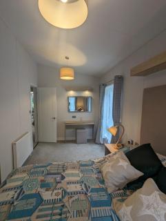 LUXURY STUNNING SENSATION LODGE ON 5 STAR SHOREFIELD COUNTRY PARK New Forest ENTERTAINMENT AND LEISURE PASSES INCLUDED - Milford on Sea - 6