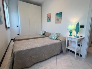 Appartamenti Casa De Lazzari - Piazza Brescia - Adria Holiday Jesolo - FAMILY APARTMENTS - Lido di Jesolo - 5
