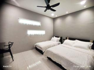 MM Homestay, 5pax Central Town in Air Putih - Kuantan - 1