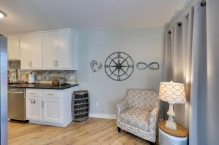Pool and Lake Hamilton Access Hot Springs Condo! - Lake Hamilton - 1