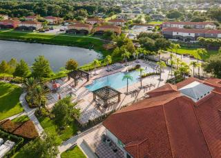 Modern 6BR Home - Pool BBQ Hot Tub - Near Disney - Kissimmee - 5