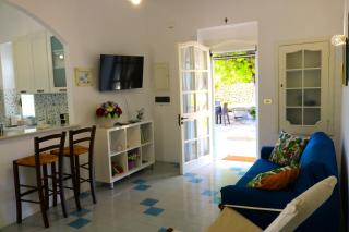Villa Maria in Puglia con pineta vicino al mare - Torre Suda - 2