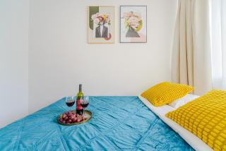 Lumina I 3-room Apartment with Balcony I on Aleje Solidarności - 5