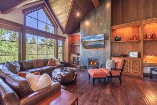 Luxury Northstar Home Walk to Lifts Private Hot-Tub Fenced-In Yard Book on Mobile for Promo Price - Truckee - 0