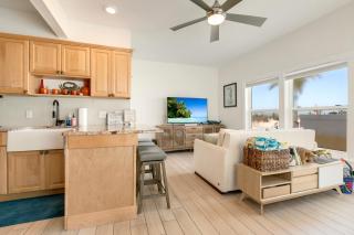 Beach Dreams Resort - 9