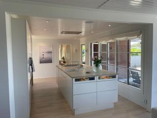 Modern home; Villa Stråvalla. Near beach with jacuzzi - 5