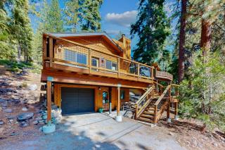 Spectacular Lakeview Cabin - 7