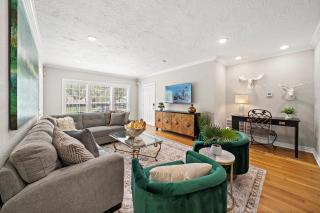 The Queen's Gambit I - 9