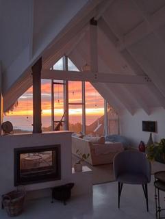 The Beachfront Glass House - 6