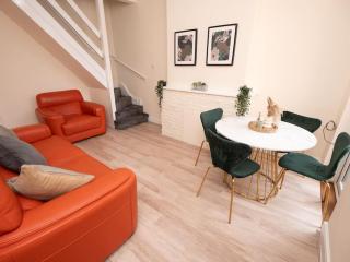 Birmingham Home - Great Location - Birmingham - 8