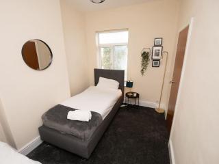 Birmingham Home - Great Location - Birmingham - 3