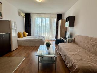 FLORA PARK STUDIOS - Burgas - 0