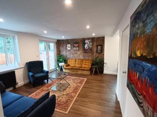 Northampton Oasis - 4 Bedroom House - Northampton - 4
