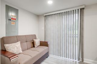 Quaint Stafford Apartment with Electric Fireplace! - 6