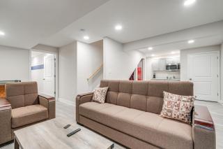 Quaint Stafford Apartment with Electric Fireplace! - 5