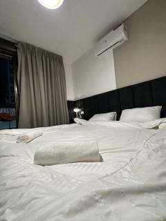 Stylish Luxe Apartment F-R 0003 - 1