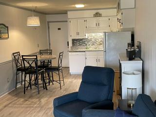 Perfect Location at the Beach! 1st floor Unit ! - Myrtle Beach - 5
