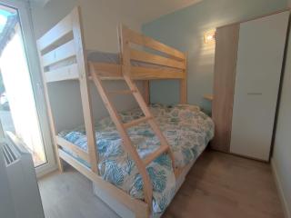 Charmant appartement T2 - Proposition de séjours avec des activités locales - 200m de la plage avec jardin et terrasse- RDC - 4