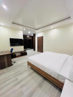 Elegant Living - Lekki - 1