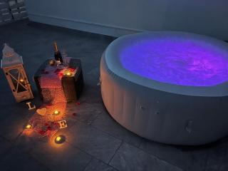 Little White House - 1