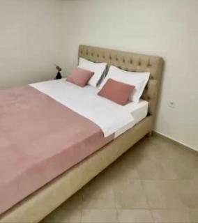 Lajla Apartments - Dobra Voda - 4