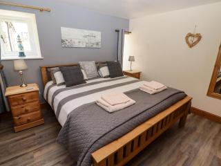 Gwennol Cottage - 2