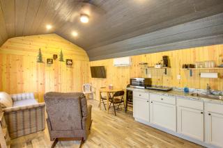 Montezuma Cabin Rental with Fire Pit and Grill Access! - 7