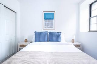 Modern 2 Bedroom Apartment Steps from Central Park! - New York - 7
