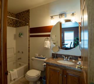 Alpenglow Three Bedroom Two Bath XL – A17 - 2