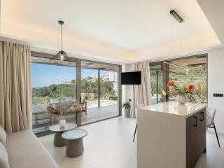 Seaview villa with pool in nature next to Platanias - 5