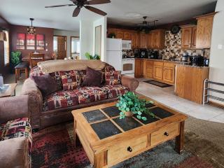 Alpenglow Three Bedroom Two Bath XL – A16 - 8