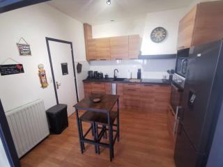 Bel Appartement pour 1 à 9 personnes - Ambert - 8