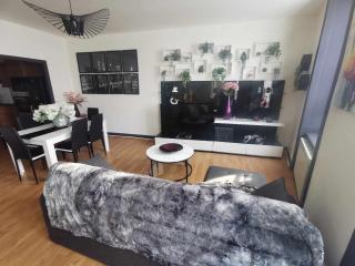 Bel Appartement pour 1 à 9 personnes - Ambert - 9