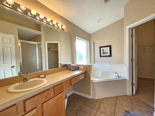 4 bedroom and 3 bath home in the highly rated community of Solana! - Davenport - 6