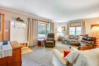 Cozy Michigan Retreat Near Sleeping Bear Dunes! - Interlochen - 6