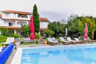 Family-friendly apartments with swimming pool Barbat, Rab - 20170 - 4