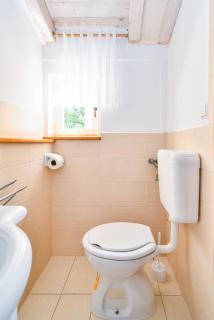 Family-friendly apartments with swimming pool Barbat, Rab - 20170 - 2
